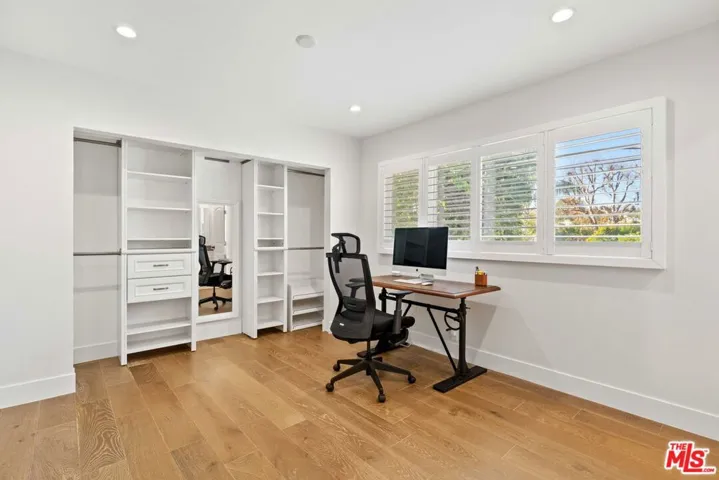 11642 Acama Street, Studio City, California 91604