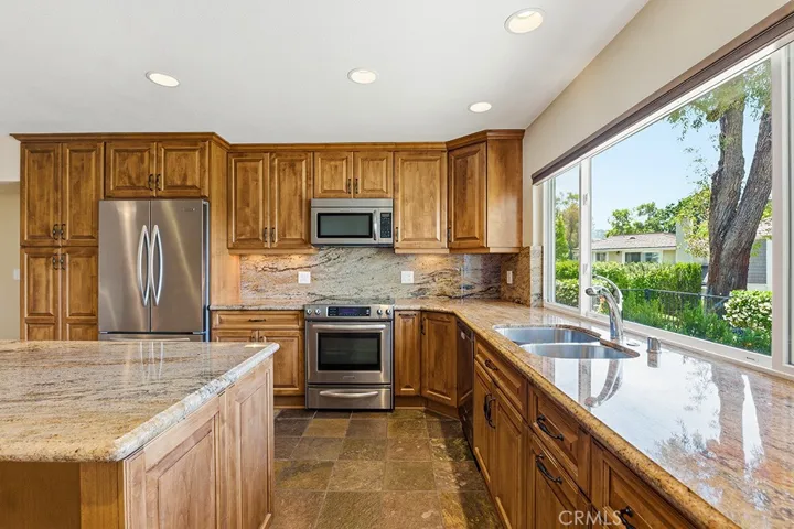 32124 Beachlake Lane, Westlake Village, California 91361