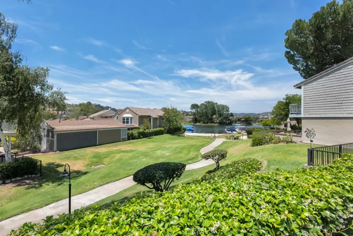 32124 Beachlake Lane, Westlake Village, California 91361