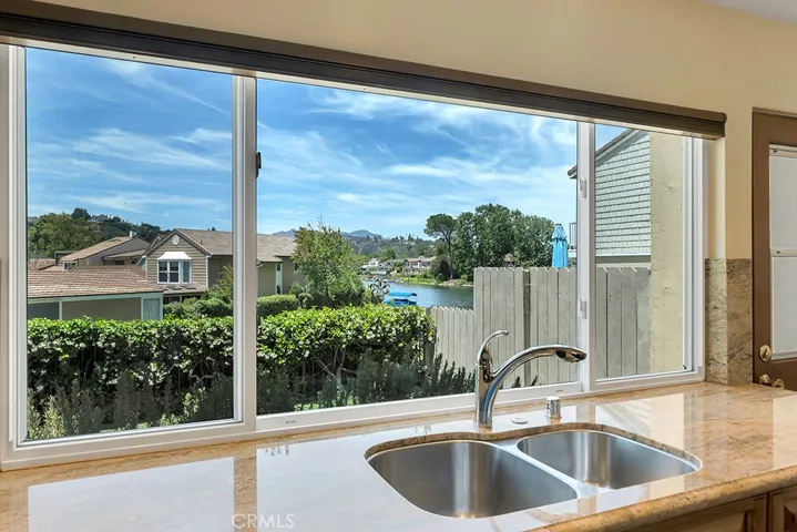 32124 Beachlake Lane, Westlake Village, California 91361