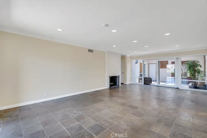 32124 Beachlake Lane, Westlake Village, California 91361