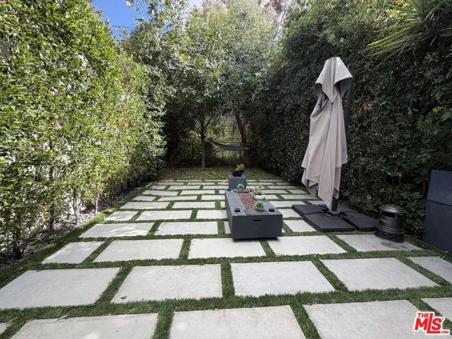 15122 Morrison Street, Sherman Oaks, California 91403