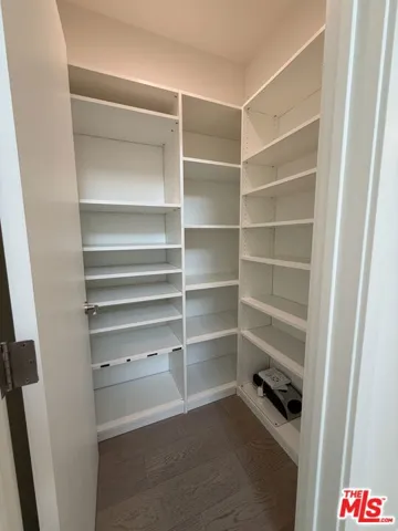 15122 Morrison Street, Sherman Oaks, California 91403