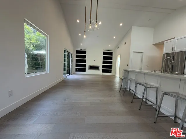 15122 Morrison Street, Sherman Oaks, California 91403