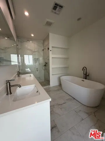 15122 Morrison Street, Sherman Oaks, California 91403