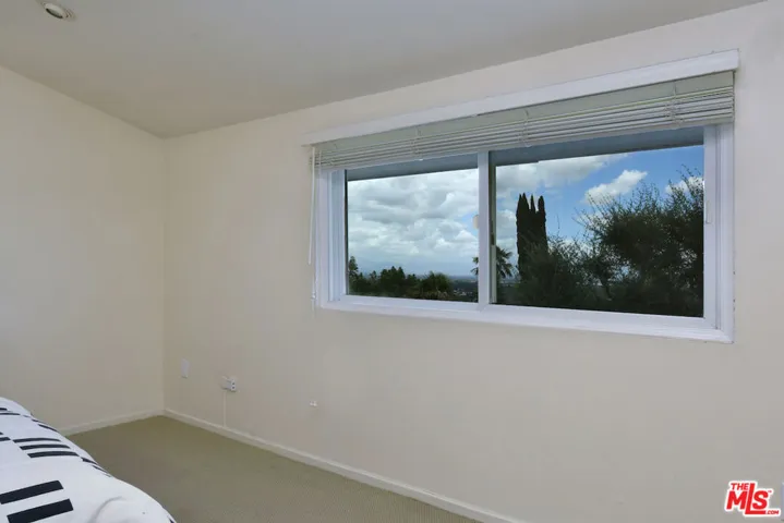 6041 Ellenview Avenue, Woodland Hills, California 91367
