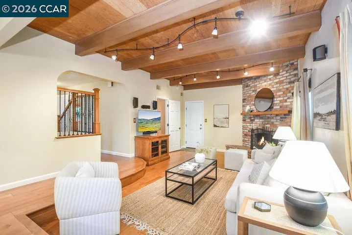 261 Appalachian Drive, Martinez, California 94553-6265