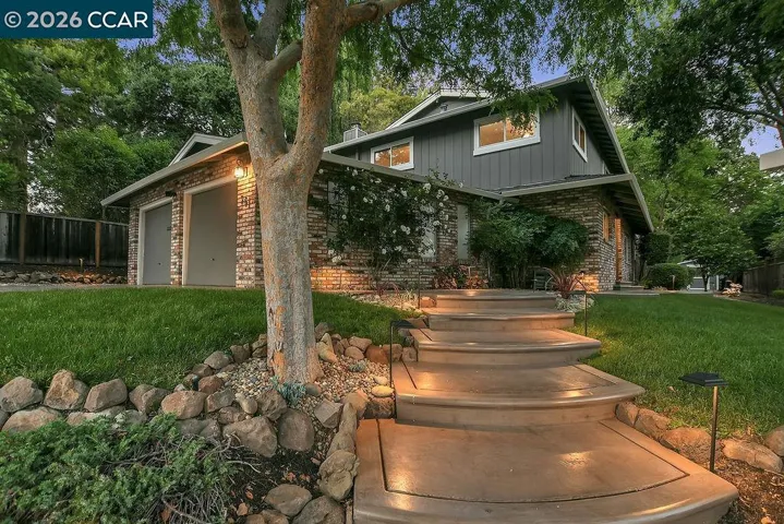 261 Appalachian Drive, Martinez, California 94553-6265