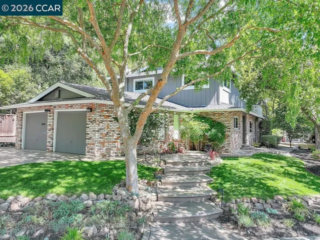 261 Appalachian Drive, Martinez, California 94553-6265