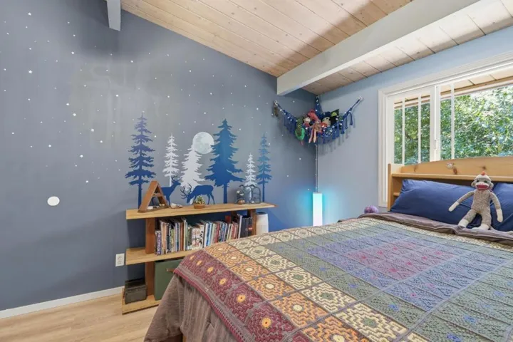 111 Greenview Drive, Boulder Creek, California 95006