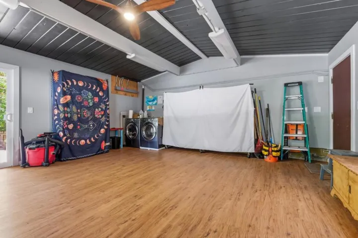 111 Greenview Drive, Boulder Creek, California 95006