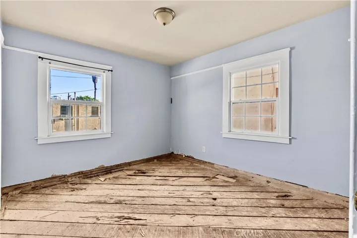 Bedroom ready for a refresh.