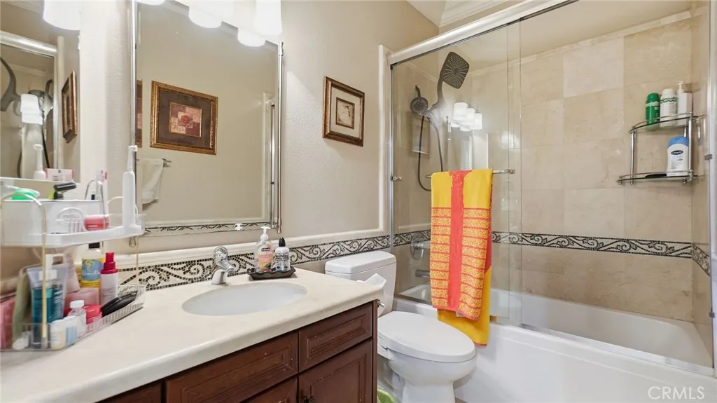 Room 4 full bath upstairs