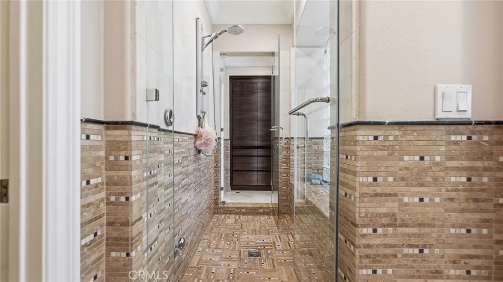 Master shower