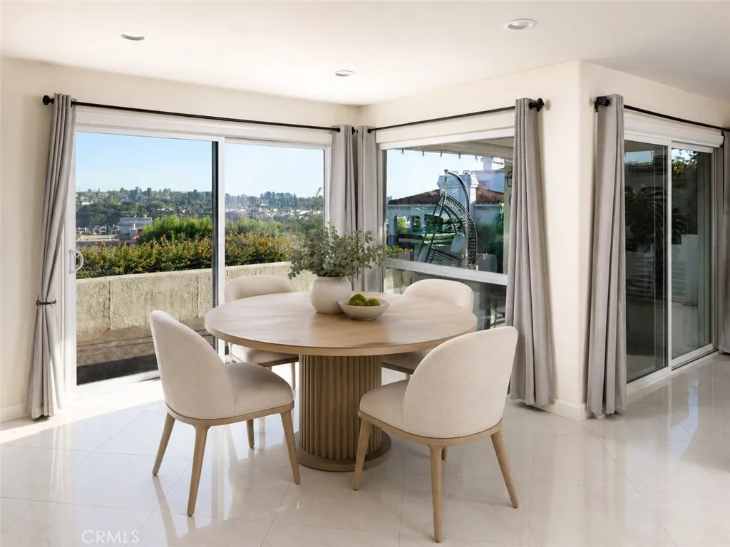Dining Area. Digitally enhanced and virtually staged furniture.