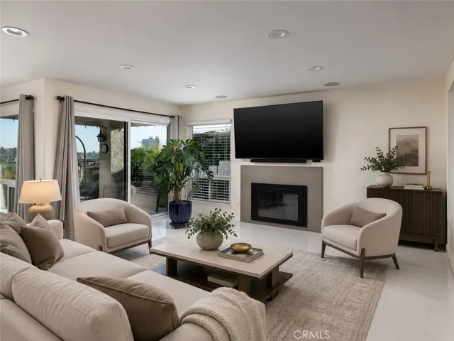Light and bright living room. Digitally enhanced and virtually staged furniture.