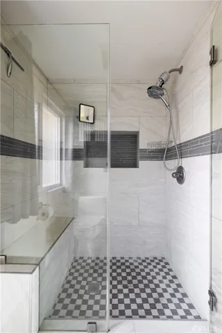 Primary shower