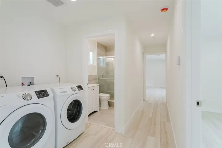 1232 Allen Avenue, Glendale, California 91201