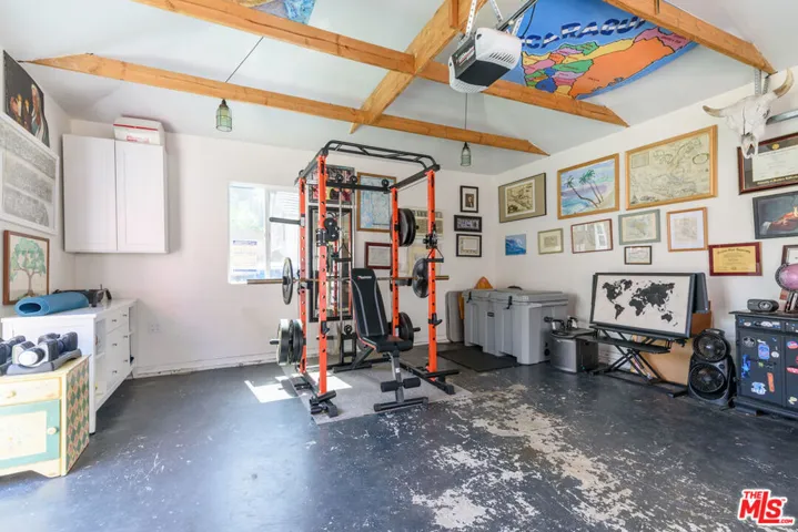 garage