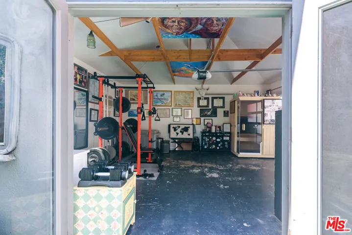 garage
