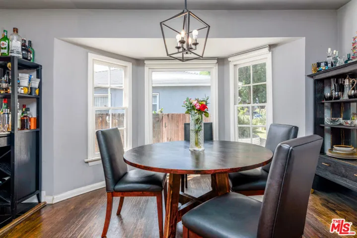 6601 Rubio Avenue, Lake Balboa, California 91406