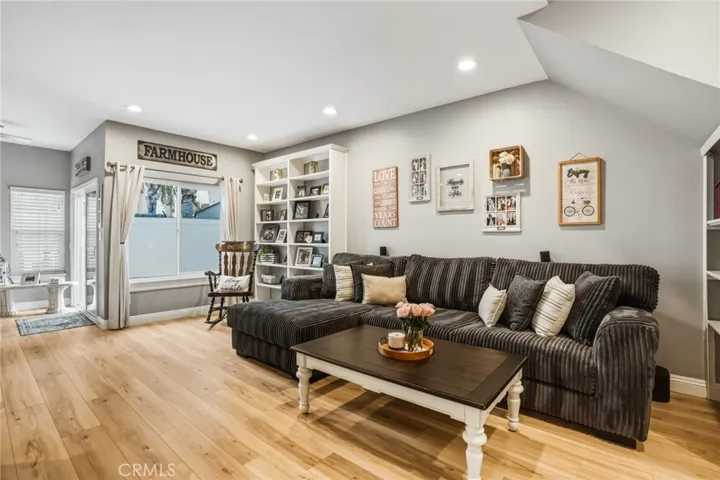 4771 Justin Court, Moorpark, California 93021