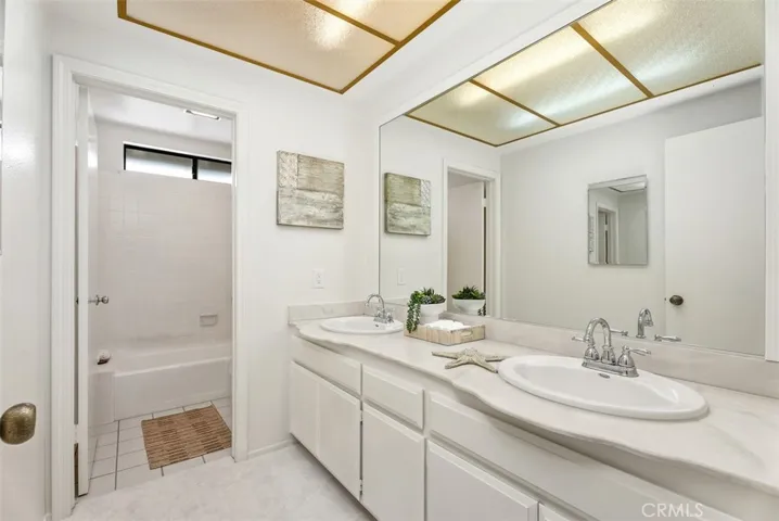 Shared Bath