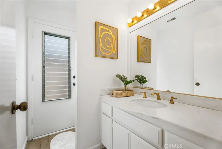 2310 N Linwood, Santa Ana, California 92705