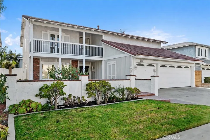 2310 N Linwood, Santa Ana, California 92705