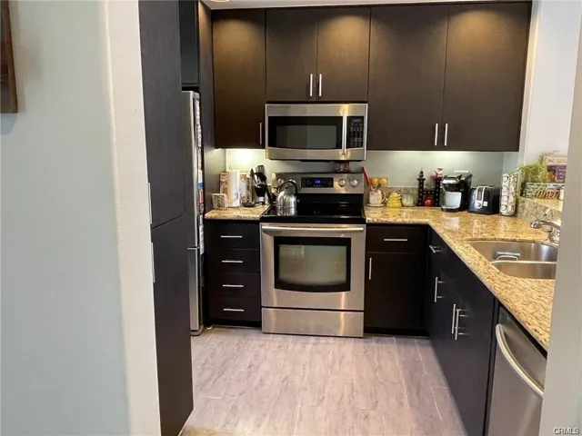 Kitchen with upgraded cabinets