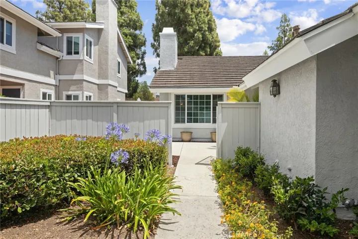 14 Aldergrove, Irvine, California 92604