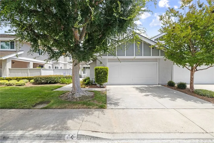14 Aldergrove, Irvine, California 92604