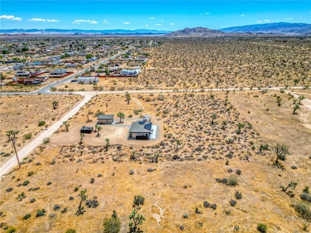3920 Warren Vista, Yucca Valley, California 92284