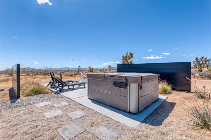 3920 Warren Vista, Yucca Valley, California 92284