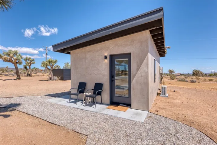 3920 Warren Vista, Yucca Valley, California 92284