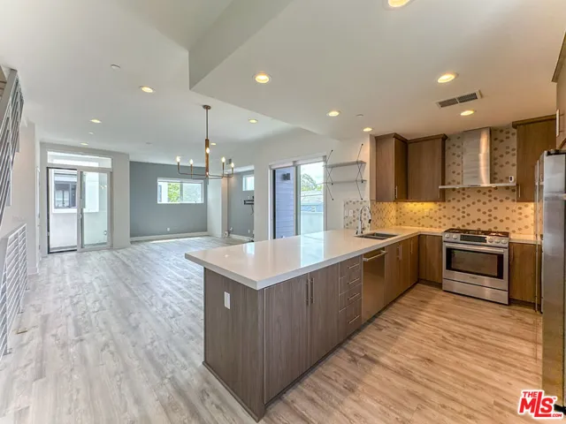 3309 Aria Lane, Los Angeles, California 90034