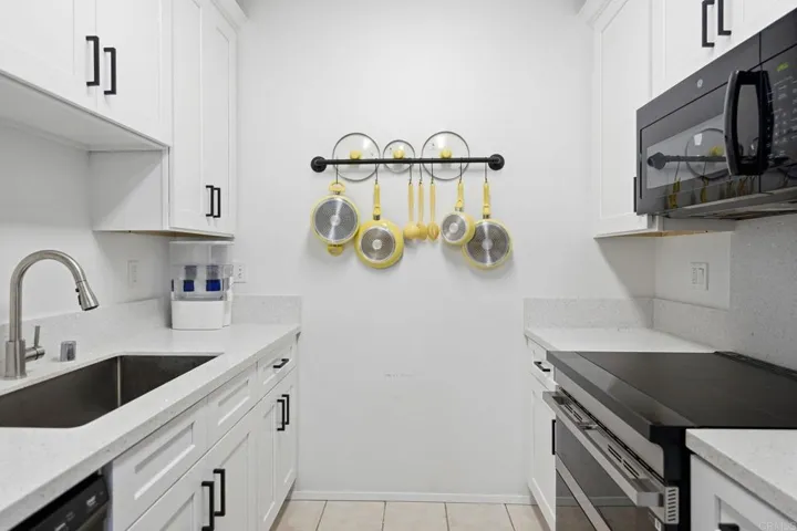 8310 Regents Road 1e, San Diego, California 92122