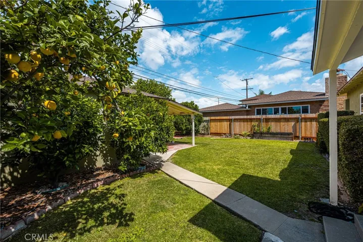 3915 Lime, Long Beach, California 90807