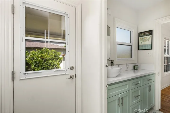 3915 Lime, Long Beach, California 90807