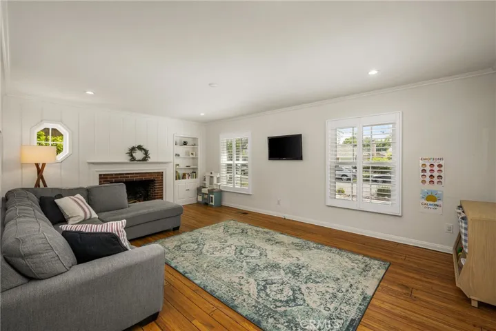 3915 Lime, Long Beach, California 90807