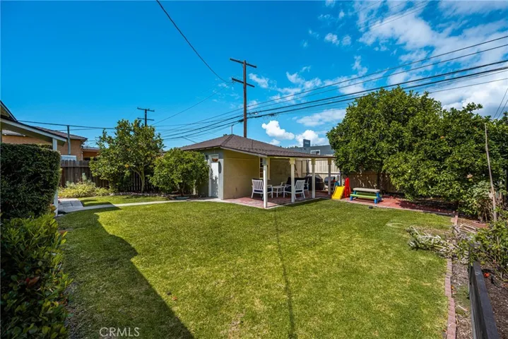 3915 Lime, Long Beach, California 90807