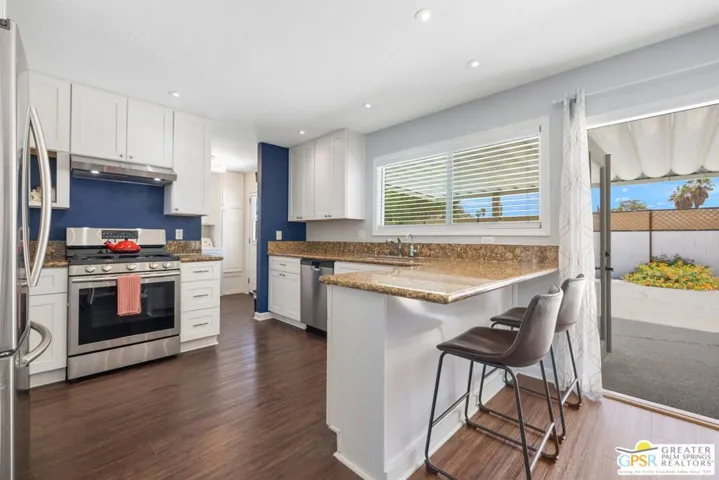 43180 Virginia Avenue, Palm Desert, California 92211