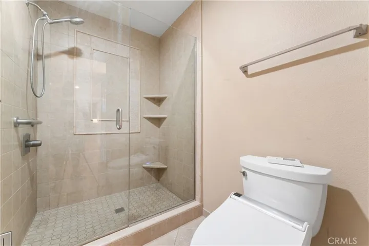 16866 Kingsbury 107, Granada Hills, California 91344