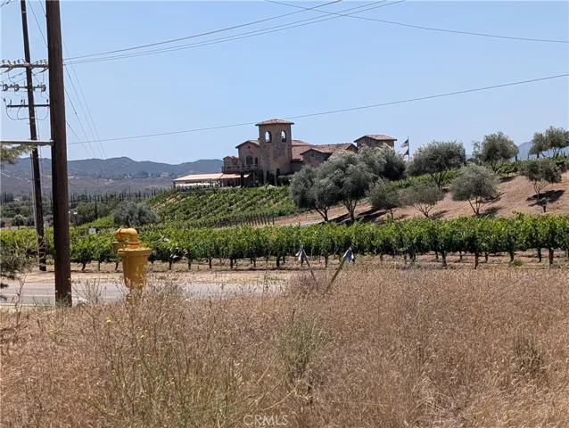 Nearby - Across De Portalo