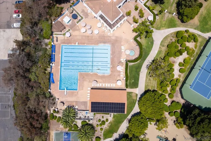15609 Maturin, San Diego, California 92127