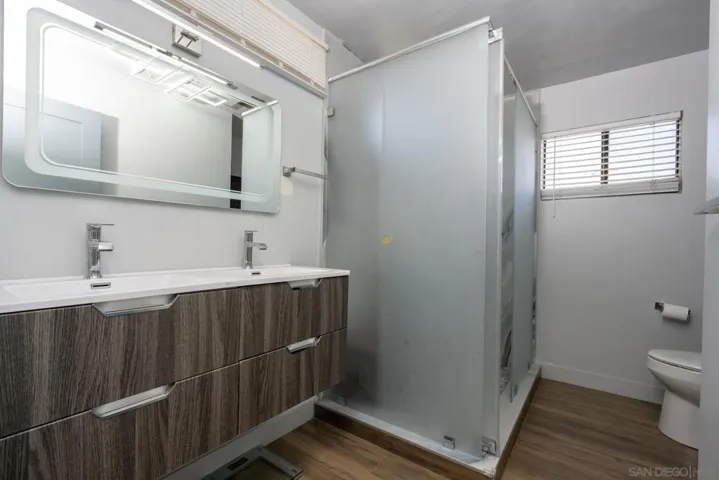 15609 Maturin, San Diego, California 92127