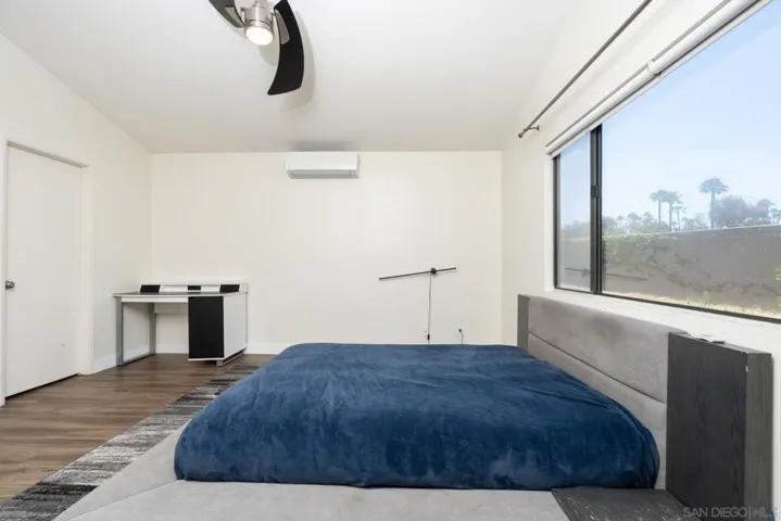 15609 Maturin, San Diego, California 92127