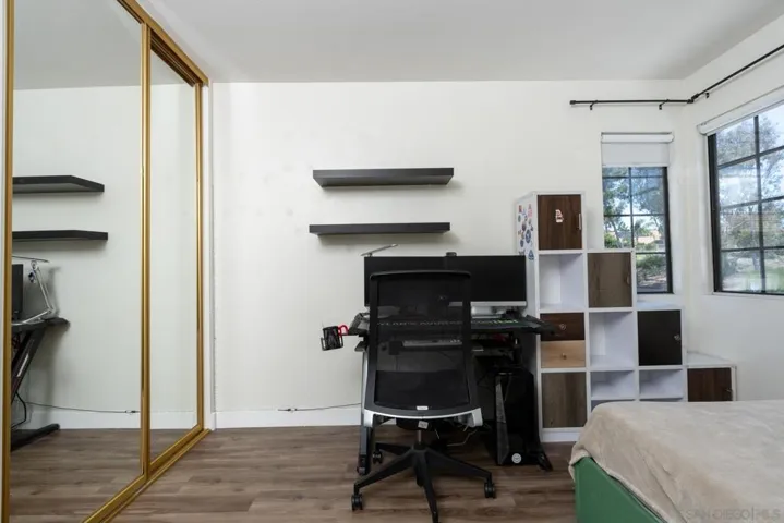 15609 Maturin, San Diego, California 92127