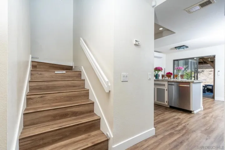 15609 Maturin, San Diego, California 92127