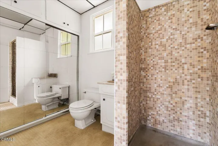 Bonus Bathroom